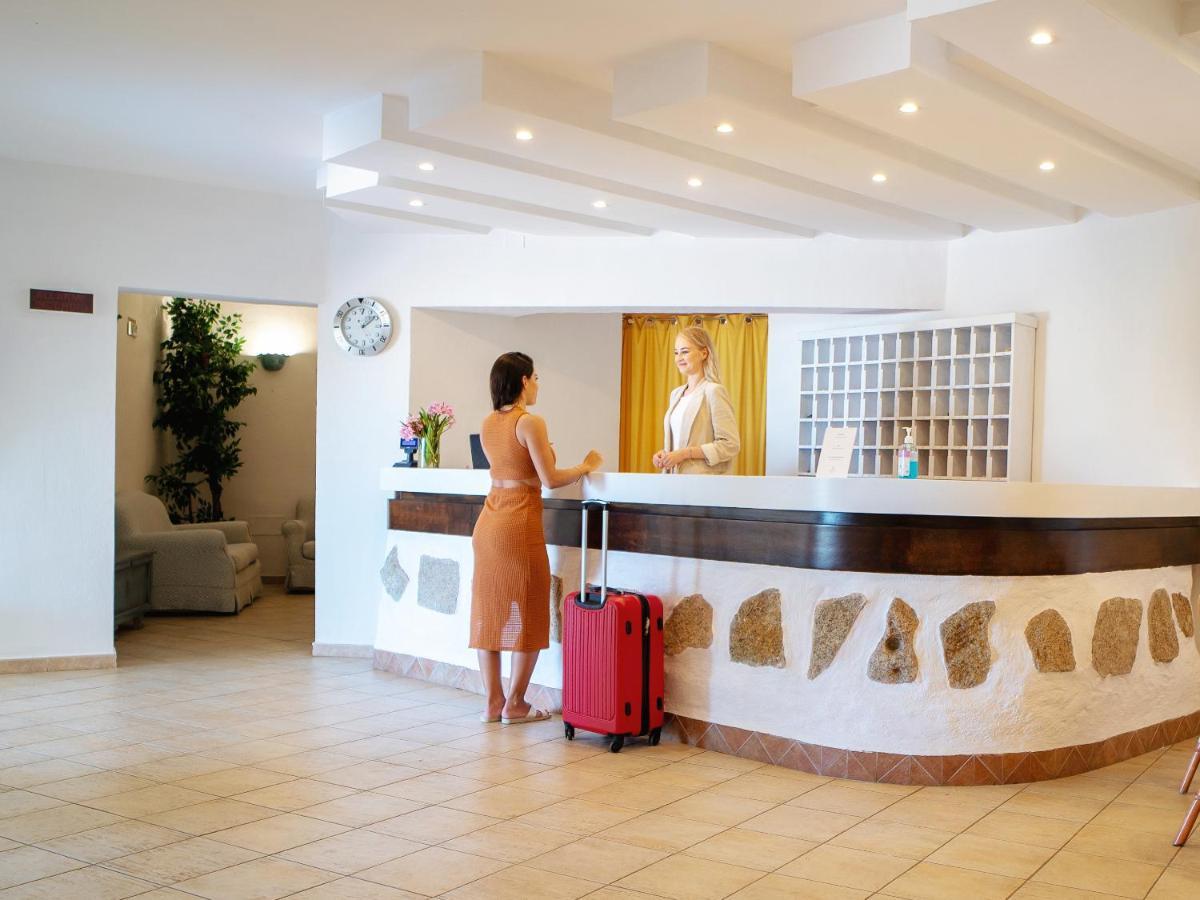 Hotel Pedra Santa Байя-Сардинія Екстер'єр фото